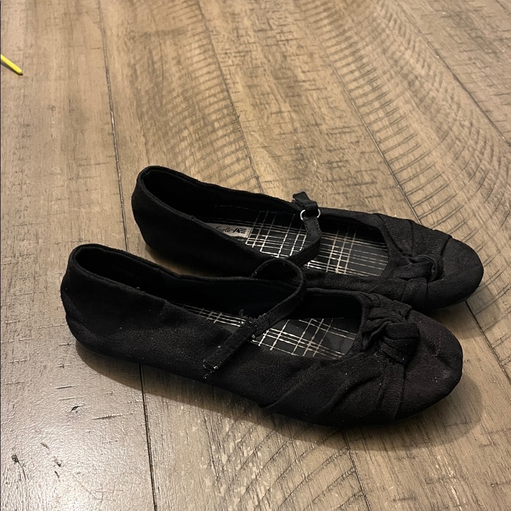 Girls American Eagle Outfitters Black Suede Shoes